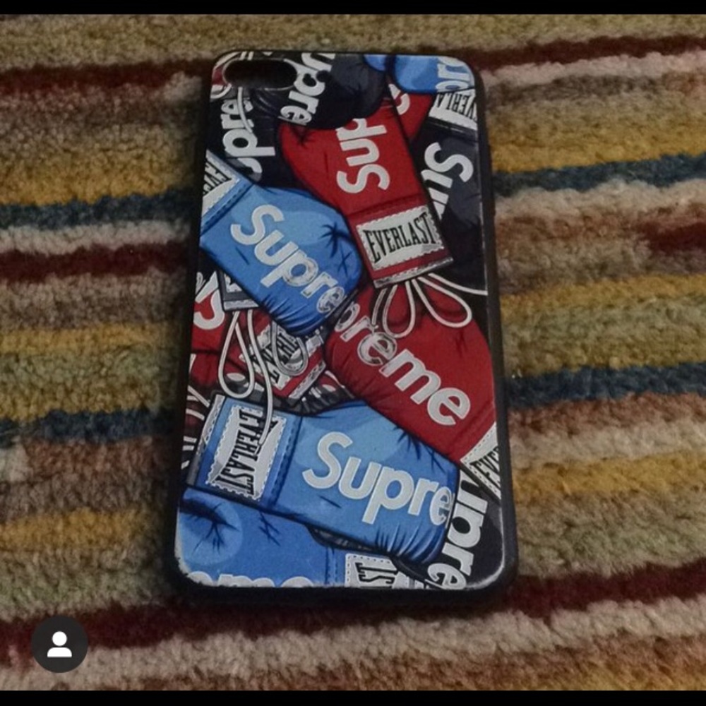 Custom supreme x everlast phone case.